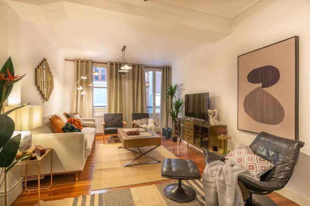 Exclusivo Apartamento En El Casco Viejo Bilbao Exterior photo